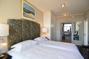 Victoria and Alfred Waterfront Apartment | 410 Harbour Bridge