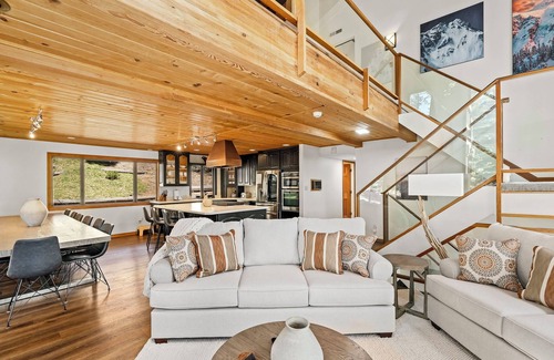 Incline Village House | 416 Country Club- large multi family home