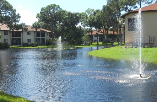 South Bradenton Condo | 4203 -Charming 2-bedroom condo with gorgeous view - near beaches and IMG Academy