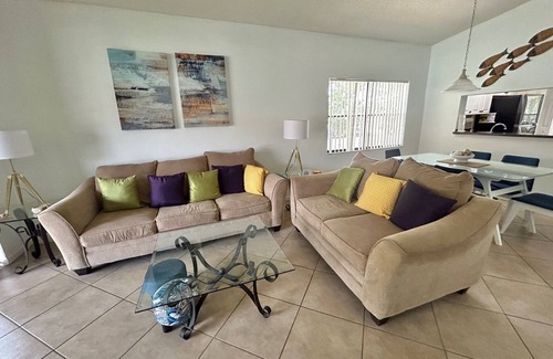 South Bradenton Condo | 4258 - Beautiful 2-bed/2 bath condo close to IMG and the beaches in Bradenton