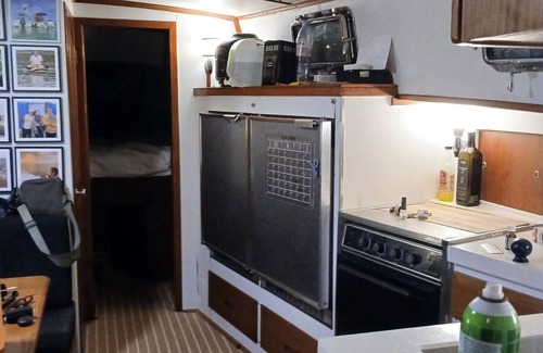Key West Boat Rental | 43' Classic Trawler 5 Star Resort Pools, Views, Dining Free Shuttle to Downtown