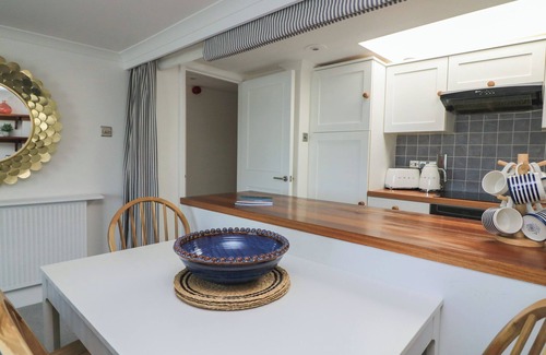 Salcombe Cottage | 43 THE SALCOMBE, family friendly, country holiday cottage in Salcombe
