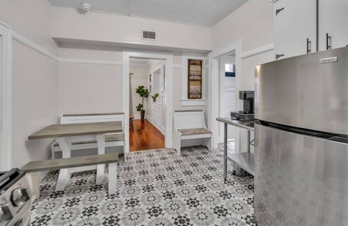 Downtown St. Petersburg House | 436 WHOLE PROPERTY · Downtown Historic District Estate (Home + Cottage)