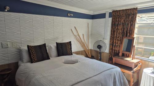 Ermelo House | 44 on Ennis Guest Lodge and Restaurant -
