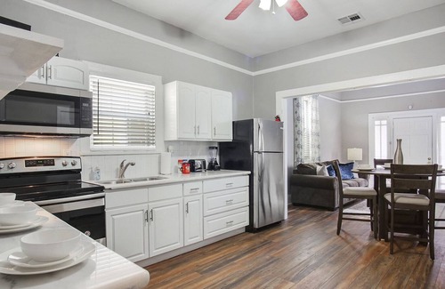 Faubourg Delassize House | 45% OFF*Perfect Modern/Uptown NOLA Getaway!