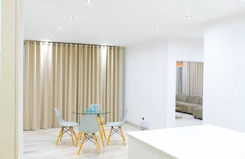 Bulawayo House | 456 Hopeville Escape - Spacious three-bedroomed home with modern finishings!