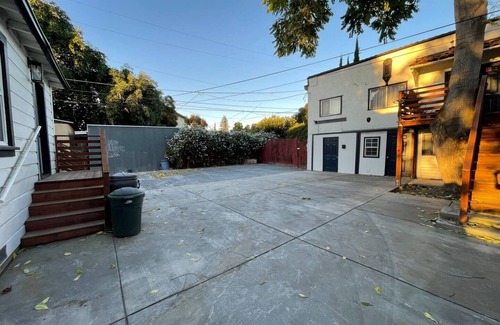 San Jose House | 456A San Jose Downtown Spacious 1br Home/Parking/WIFI