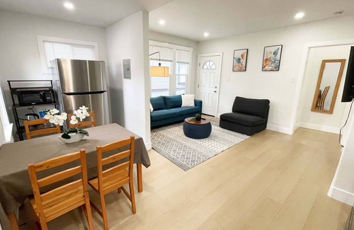 San Jose House | 456C - SanJose Downtown 1b Home new Remolded/WIFI/Parking