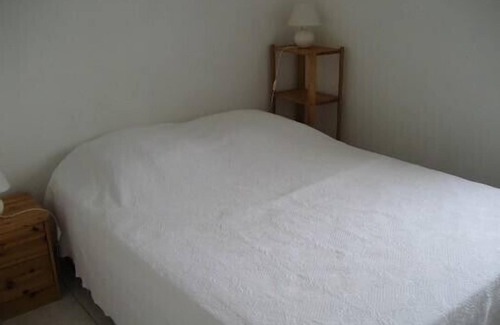 Valras-Plage Cabin | 45m2 two-storey T3 villa for 6 people in private residence with swimming pool