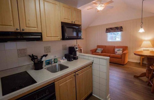 Lake Placid Hotel | 46 m² Motel ∙ 4 guests