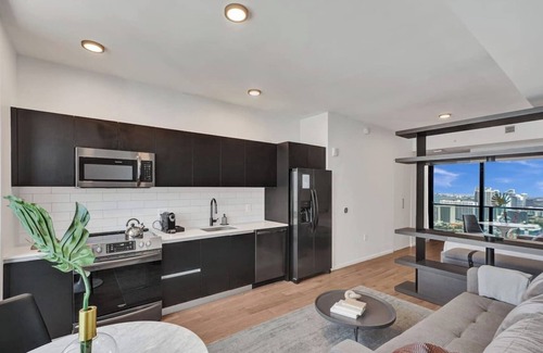 Downtown Miami Apartment | 4708 - Lux Miami Studio | City & Bay Views