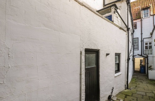 West Cliff Cottage | 47A Baxtergate