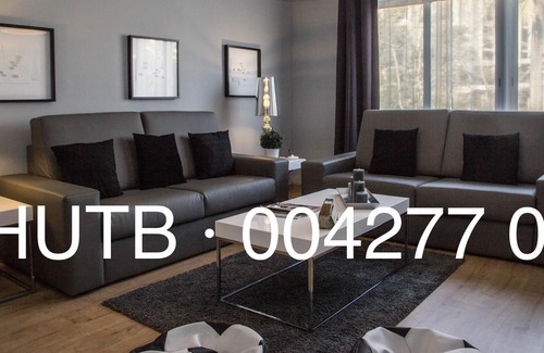 La Maternitat i Sant Ramon Apartment | 48. Futbol G22 Apartment