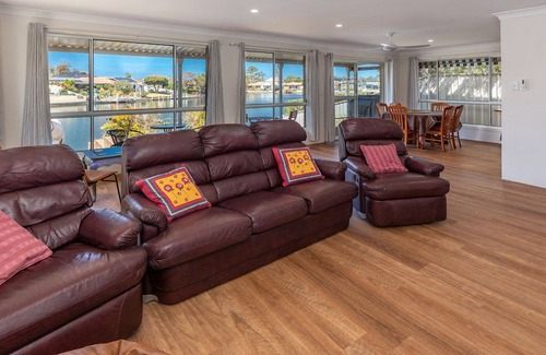 Forster House | 48 Wyuna Place - lovely family home right on the water at Forster Keys