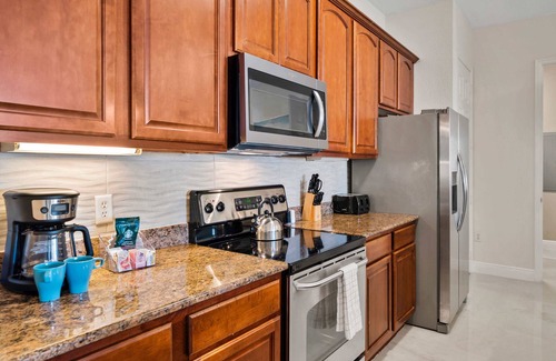 Orlando Apartment | 4804 Cayview Avenue #401