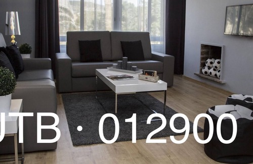 La Maternitat i Sant Ramon Apartment | 49. Futbol B11 Apartment