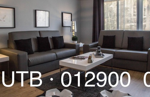 La Maternitat i Sant Ramon Apartment | 49. Futbol B11 Apartment