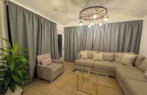Norcross House | 4BD 3Bath Modern City Escape