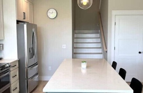 Southern Coast House | 4BD 4.5BA Pet-Friendly Riverfront Home