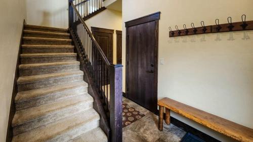 Keystone House | 4BD Family Friendly Minutes from River Run Gondola