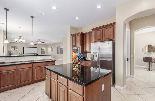 Canyon Trails South House | 4bd, King & Queen Beds, Private Pool, Full Kitchen, Infrared Sauna