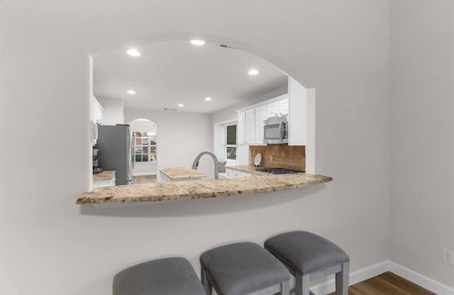 McKinney House | 4BD Spacious Home | Backyard, Pool, Jacuzzi