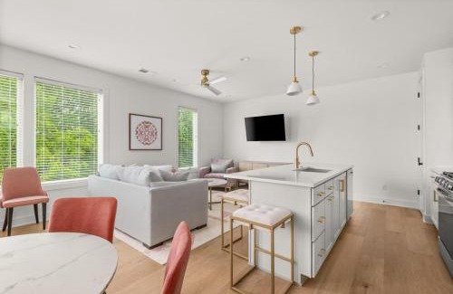 Nashville House | 4BD Townhome East Nash with Rooftop 12ppl