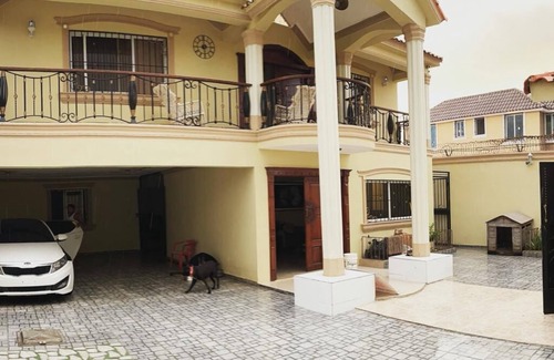 Prado Oriental House | 4BDR-FAMILY-POOL-BILLAR
