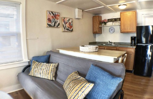 Geneva-on-the-Lake House | 4BDRM Double(2) Cottages Sleeps 10 Right on The GOTL Strip.