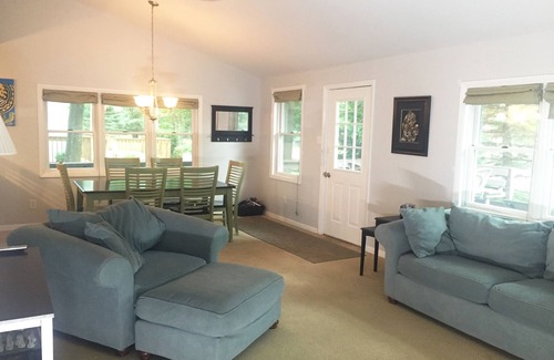 Mears House | 4bdrm Lake Michigan Home w/Beach Access