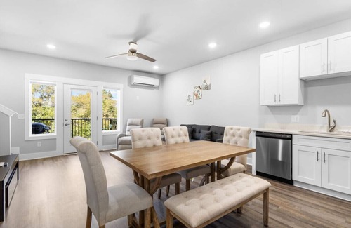 Nashboro Village House | 4Beds + Safe & Quiet! 10min Airport & 15toDowntown!