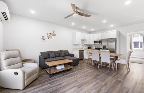 Nashboro Village House | 4Beds + Safe & Quiet! 10min Airport & 15toDowntown!