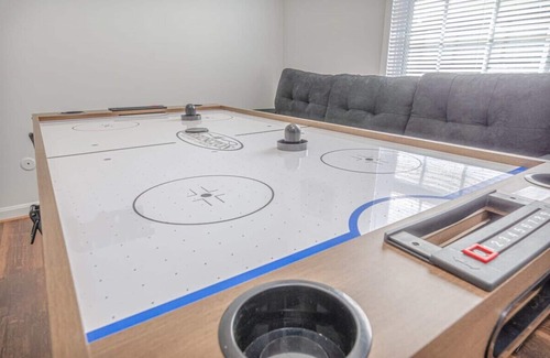 Fortson House | 4BR 2200sqft Foosball Game Room Near Ft Moore