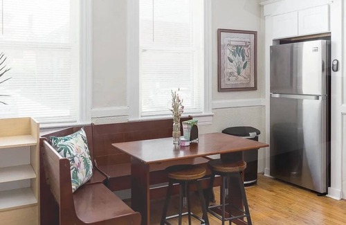 Cherokee Triangle Apartment | 4BR/2BA Charming Louisville Getaway!