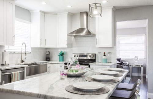Hollywood Hills House | 4BR - 2BA Modern Home w Private POOL - BBQ-FLL-MIAMI
