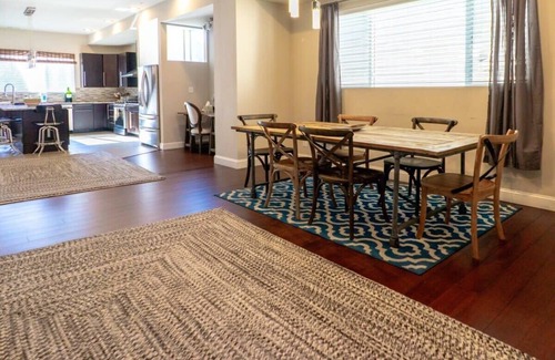Central West End House | 4BR/3.5BA CWE Location|Rooftop Deck /ABODEbucks