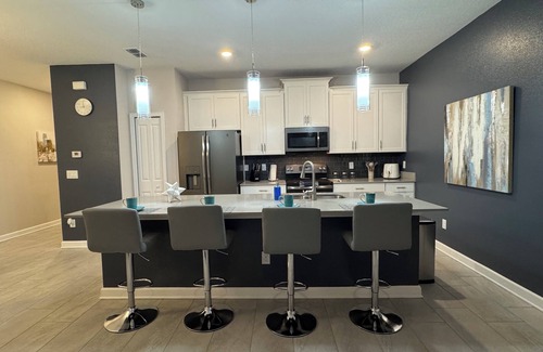 Kissimmee House | 4BR/3BA Townhouse w/Private Pool in Storey Lake
