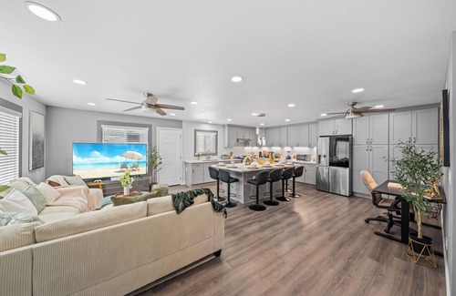Mira Mesa House | 4BR/3Bth, King Bed, Gated Yard, Parking, Ranch