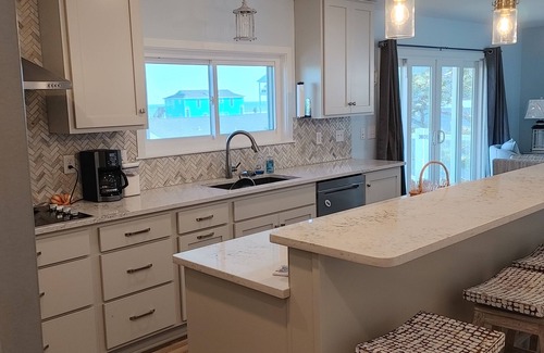 Emerald Isle House | 4br 4bath Oceanview house w pool and hot tub. See VRBO # 4598329 for 2026 dates
