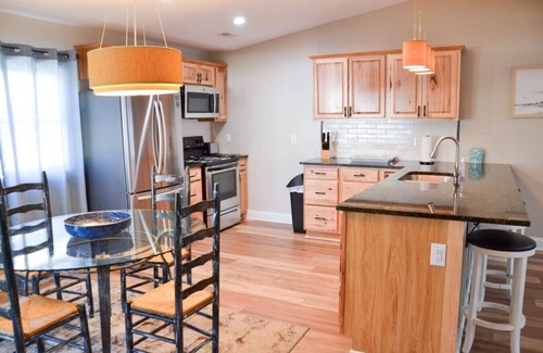 Harkers Island House | 4BR Cozy Cabin|Harkers Island|Soundview