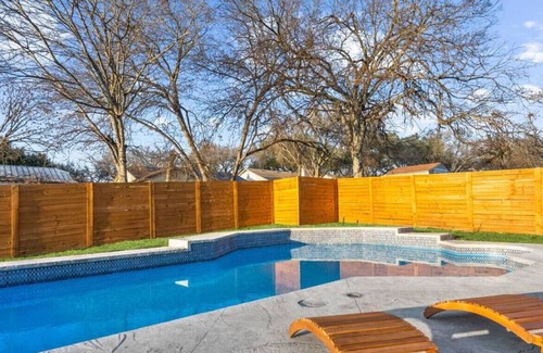 Universal City House | 4BR Cozy Luxury Home with Private Pool by Randolf