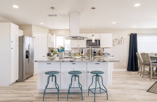 Lake Havasu City Villa | 4BR Family Oasis - Game Room + Water View’s