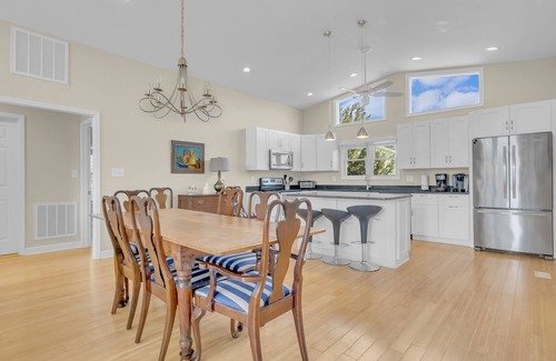 The Point House | 4BR Home at the Point! 2nd Row from beach