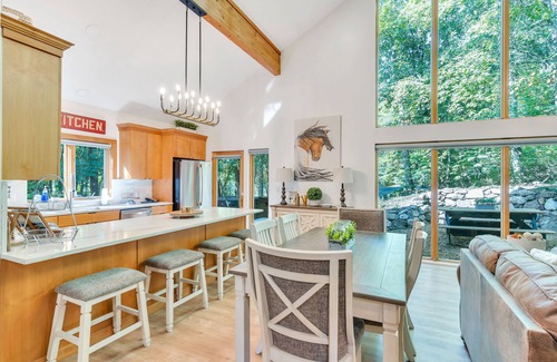 Sundance House | 4BR Home Near Sundance Resort with Spa and Mountain Views