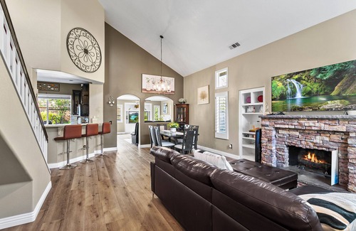 Rancho Santa Margarita House | 4BR Home in El Guiro Elegance|Garage Access|Communal Pool #42129