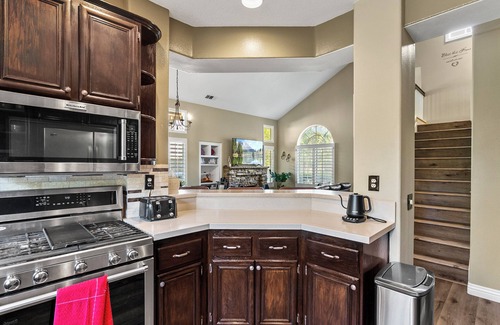 Rancho Santa Margarita House | 4BR Home in El Guiro Elegance|Garage Access|Communal Pool #42129