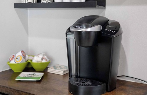 Barths Apartment | 4BR King Basecamp | Rooftop | Red Rocks & Denver Fun