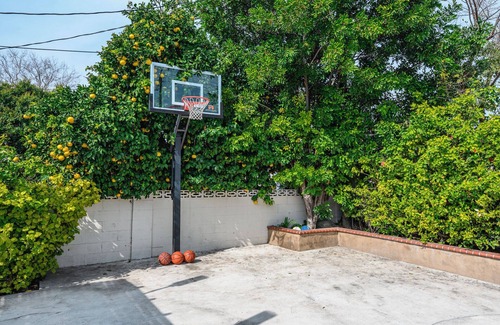 Placentia House | 4BR Mins to Disney, Pool & Arcade Lux Retreat