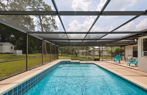 Ocala House | 4Br Pool Home Centrally Located in sunny SW Ocala all situated on half acre!