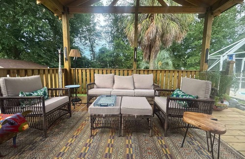 Fortson House | 4BR Pool Sleeps 8 Grill Backyard Near Fort Moore